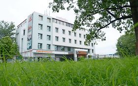 Hotel Polomax in Allahabad